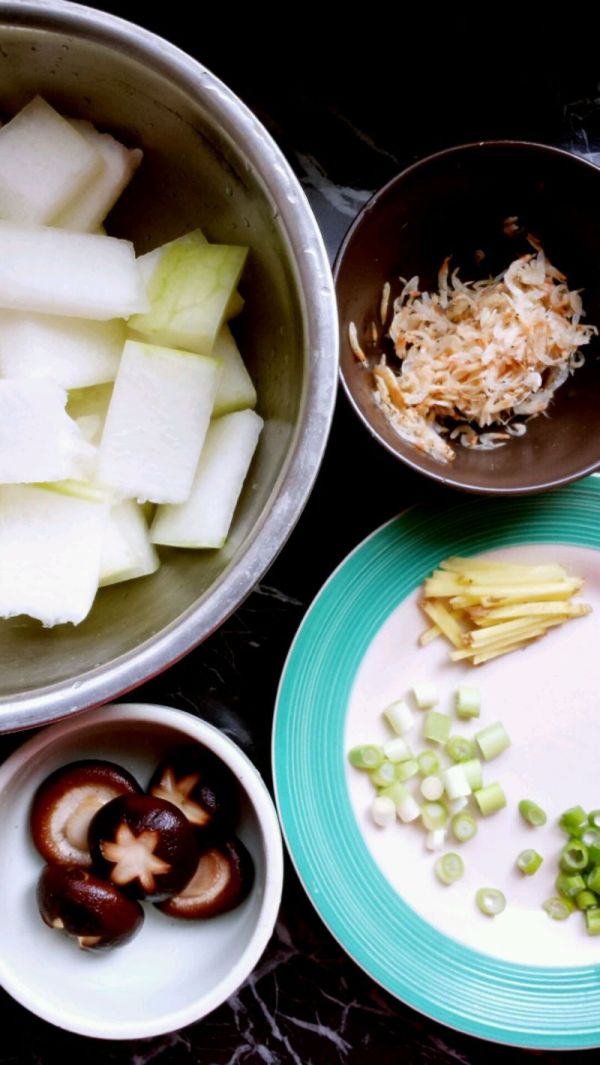 奶白冬瓜虾皮汤