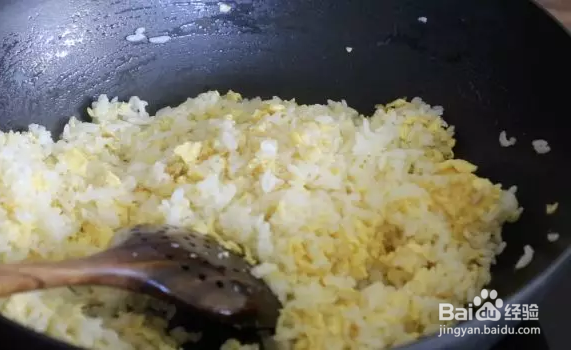 如何做泰式菠萝炒饭