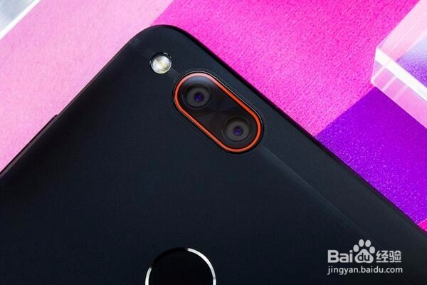 努比亚Z17mini发布:1300W双摄小旗舰 1699元起