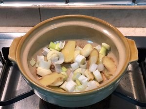 啫啫鱼煲的做法