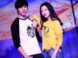 年会表演什么节目好