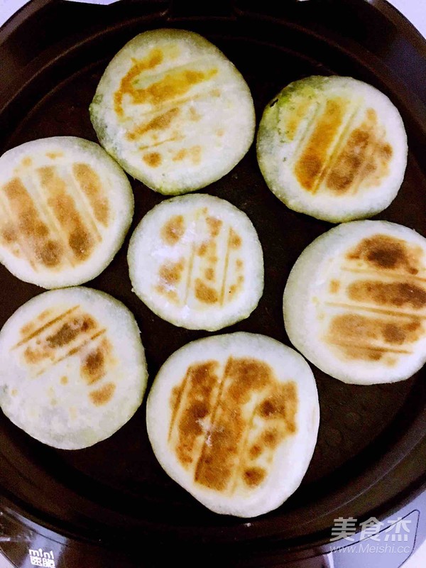 韭菜鸡蛋粉丝菜盒子