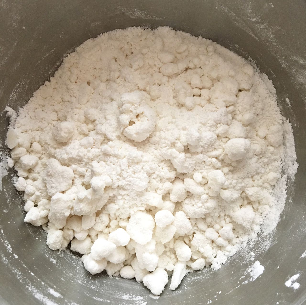 超美味的豆沙咸黄肉松青团,每一口都是满满的幸福!