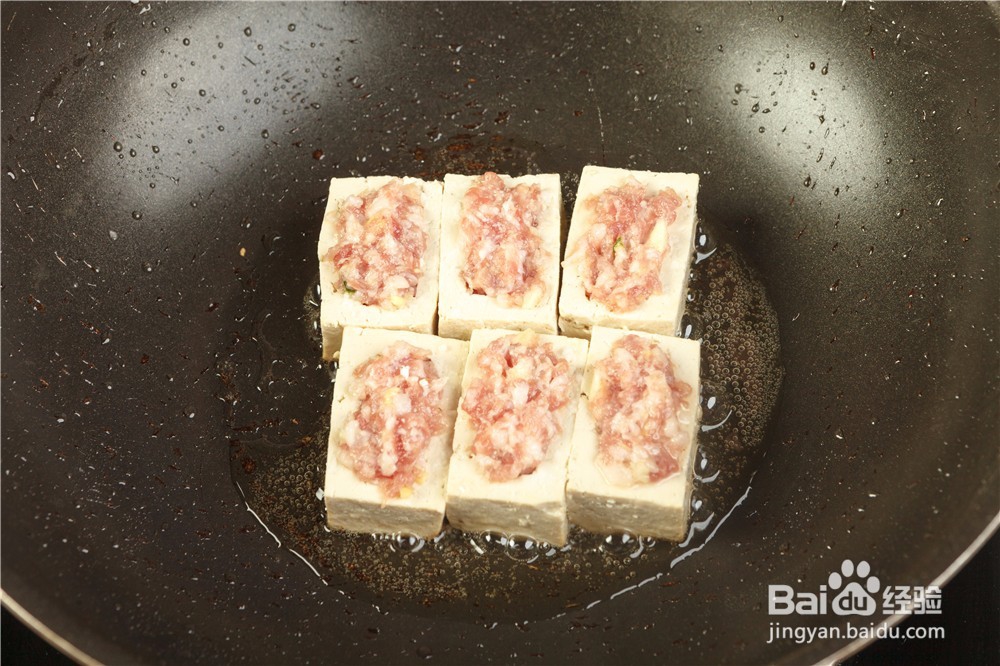 逛食记丨美食圈中的黄金CP——客家酿豆腐