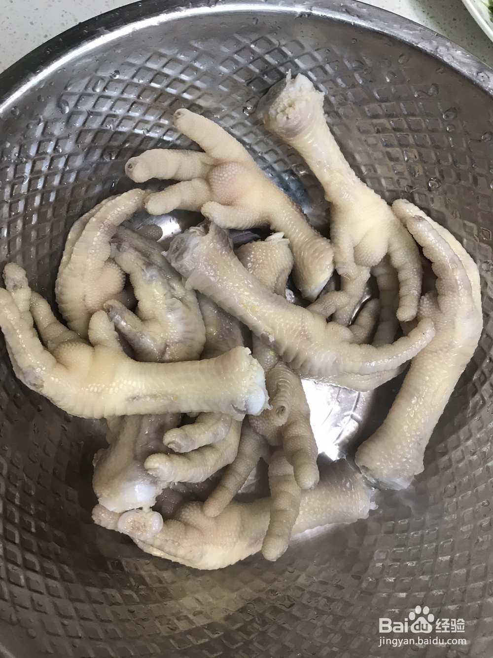 妈妈教我做的油卤鸡爪鹌鹑蛋