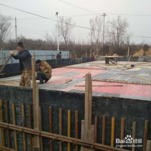 建筑木工顶板如何铺的正