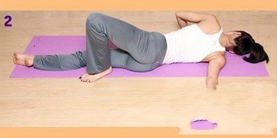 丰胸瑜伽动作打造迷人“峰”景