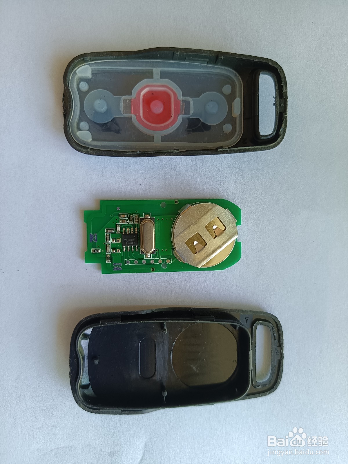 小牛电动车钥匙没电了怎么换电池