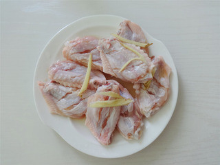 美味迷人的可乐鸡翅怎么煮？