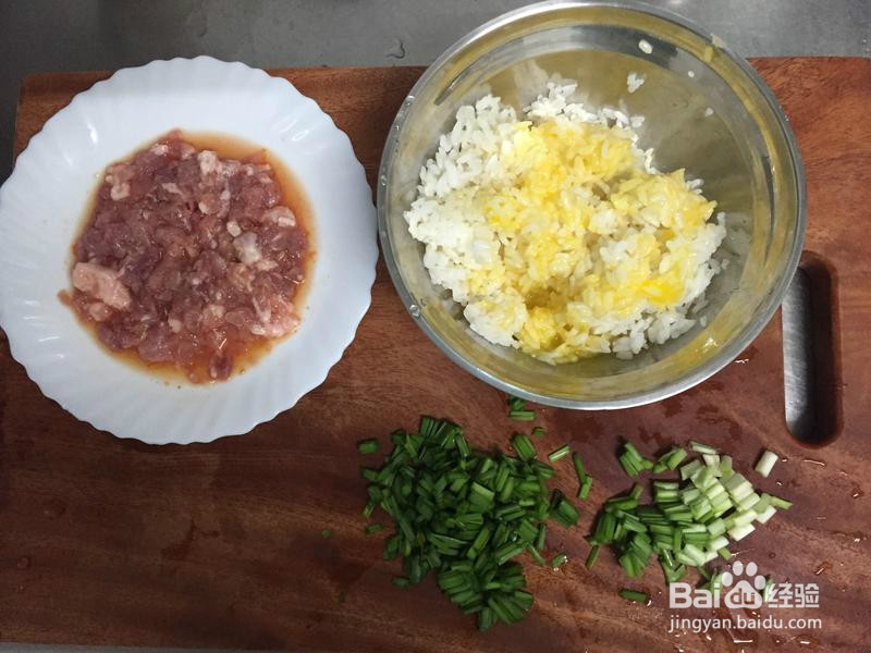 一个人的简单泡菜炒饭