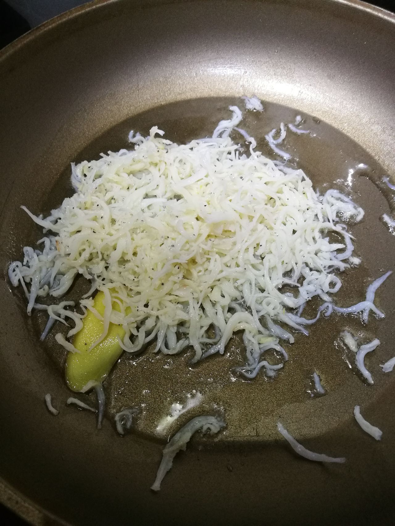 吃了小银鱼,宝宝可爱更聪明!