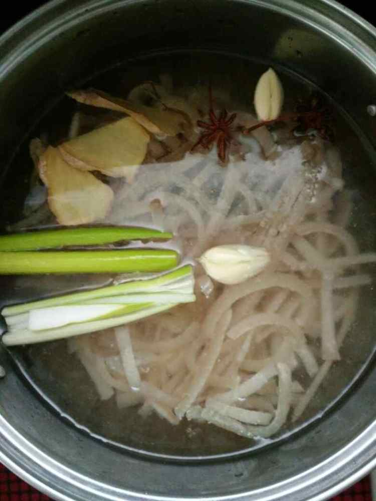 自制皮冻这样做才美味