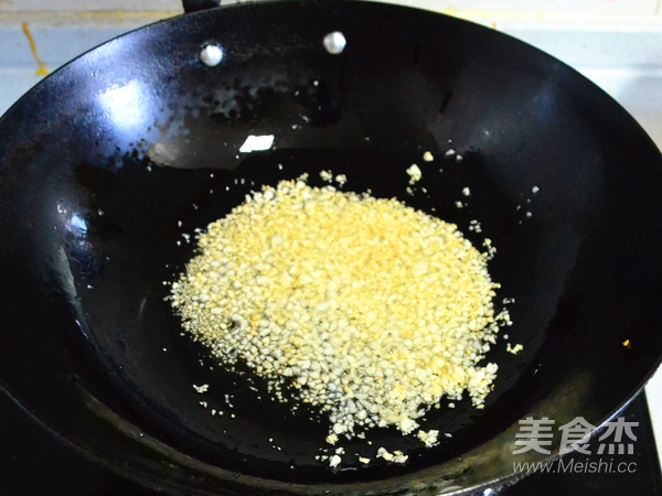 碎渣儿都美味的避风塘炒虾