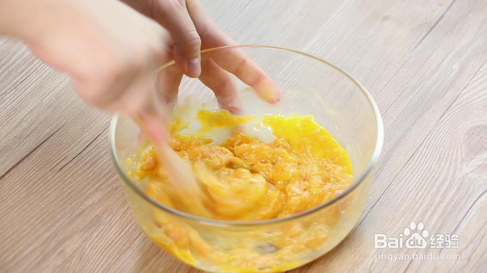 南瓜面条鸡蛋糕的做法