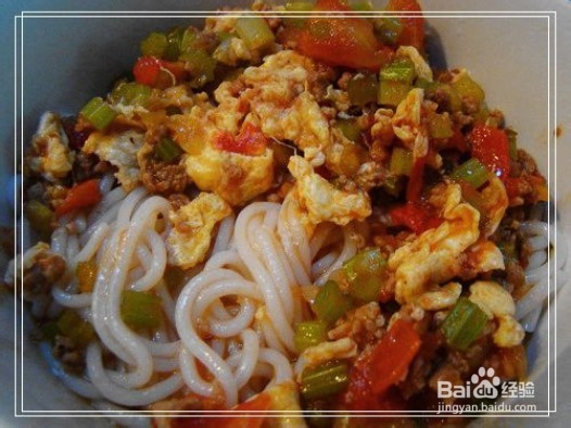 简单好吃的适合夏天吃的开胃凉拌米粉做法