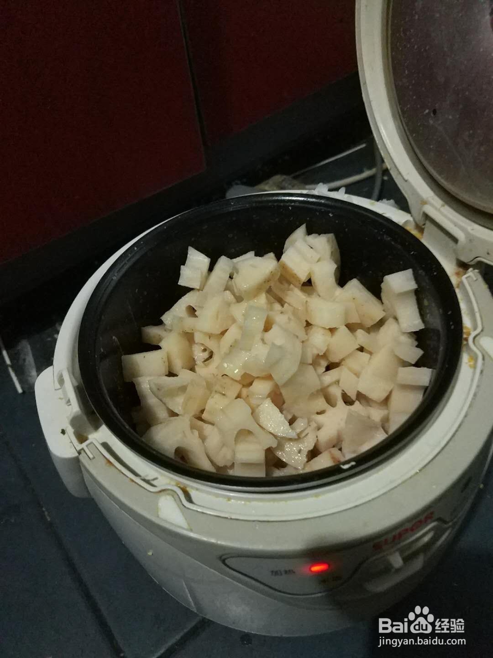怎么用电饭锅炒菜？酸辣藕丁！