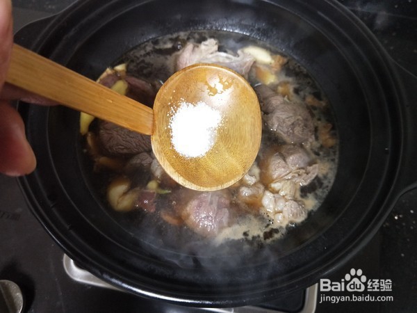 五香酱牛肉的做法