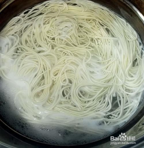 怎么做葱油拌面