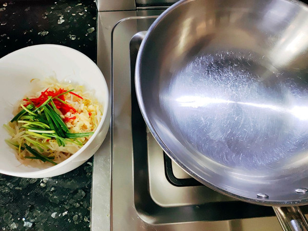 酸酸甜甜脆爽绿豆芽