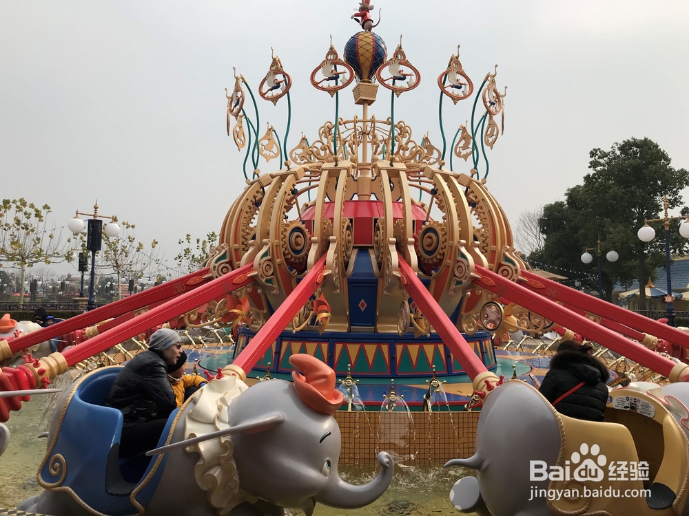 如何一天玩遍迪士尼所有项目(以上海为例)