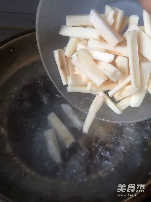 香辣藕条的做法