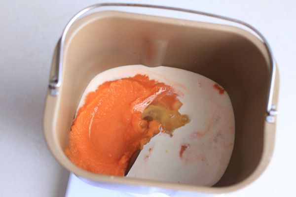 胡萝卜奶油吐司