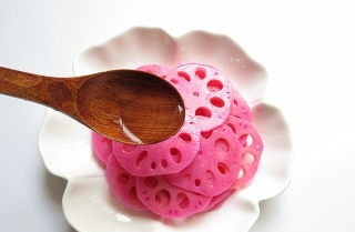 柠檬胭脂藕制作的步骤