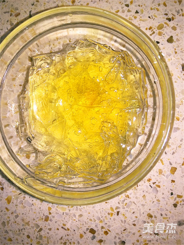 草莓卷奶酪慕斯蛋糕