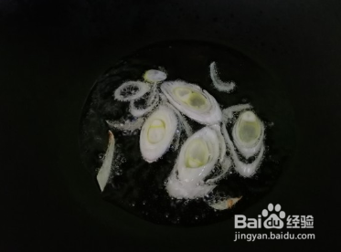 尖椒炒豆腐皮的做法