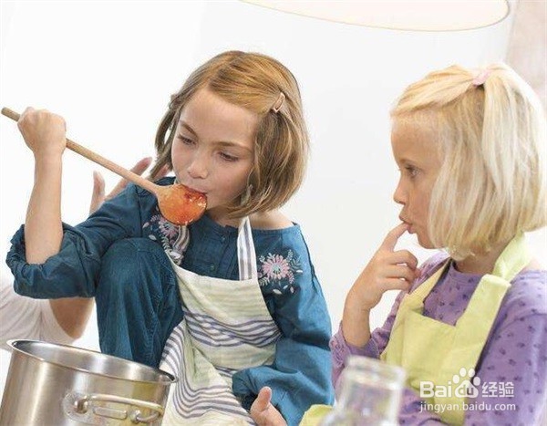 喝蜂蜜后怎么会涨肚子?喝完蜂蜜肚子有胀气?