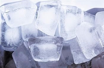 如何去除衣物上的口香糖