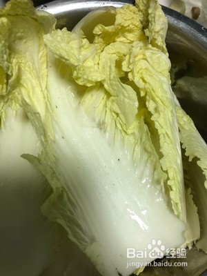 娃娃菜包肉的做法