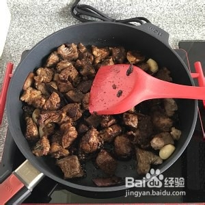 怎么烧红烧牛腩好吃？