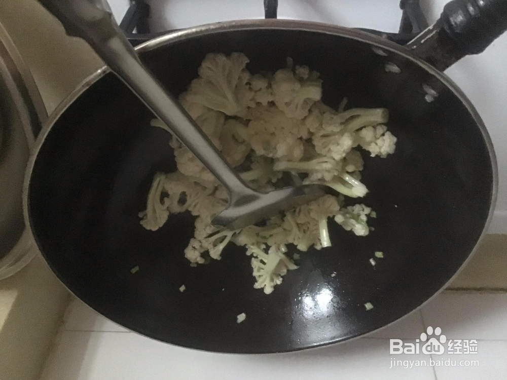麻麻香的葱炒花菜 美食制作教程！