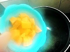 木瓜红枣银耳羹的做法