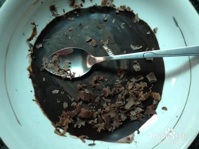 知道热量高,但还是忍不住哭着吃完的巧克力蛋糕