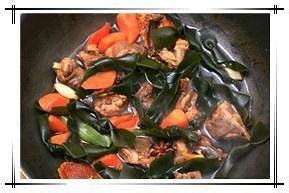 海带结烧兔肉