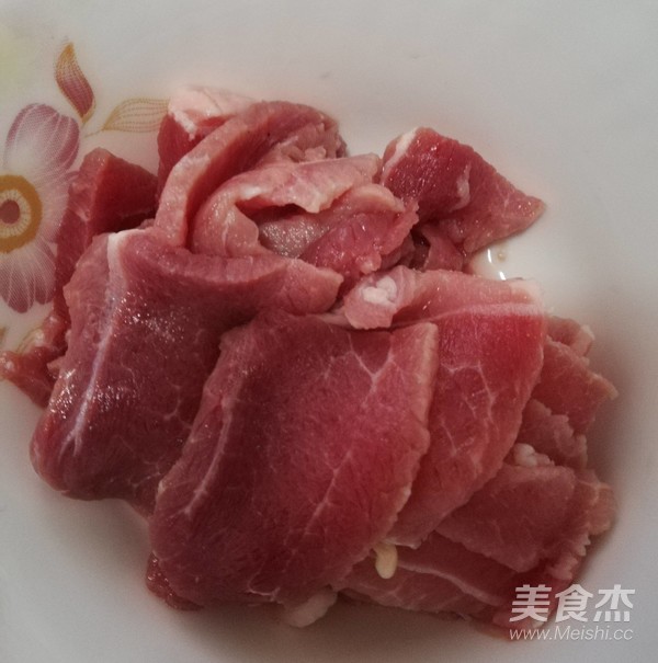 茭白炒肉片的做法