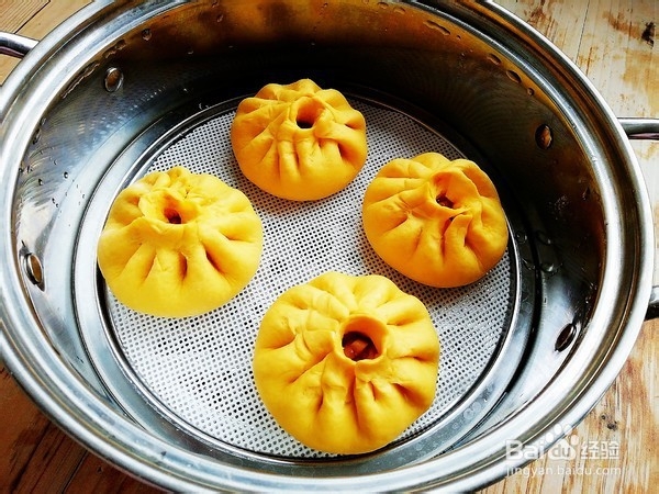 教你做南瓜鲜肉包