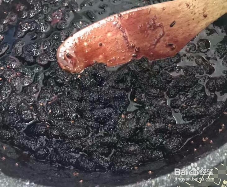 手工自制紫桑葚酱简便方法,黑桑葚果子酱制作