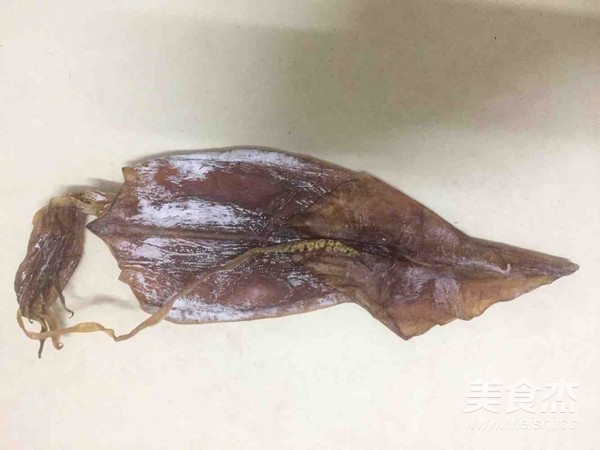 手撕鱿鱼丝的做法