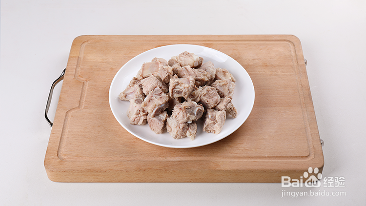 土豆烧排骨怎么做