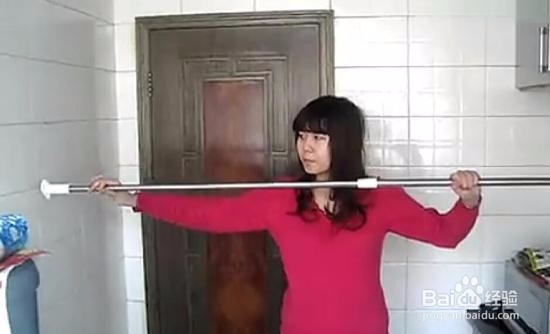 家用浴室不锈钢伸缩杆安装方法