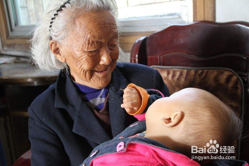 如何安慰失独老人 老人失独怎么劝解