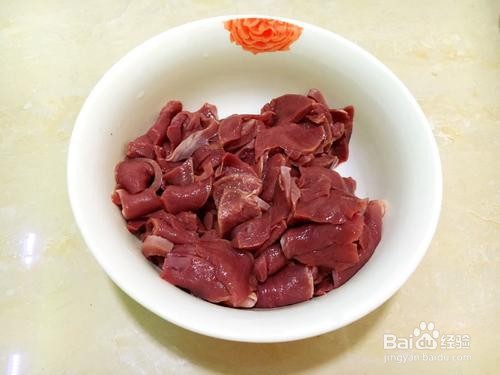 蒜香青椒炒猪心做法