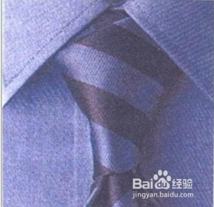 领带的打法：[10]十字结