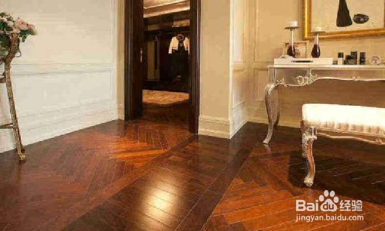 客厅地板颜色该怎么选