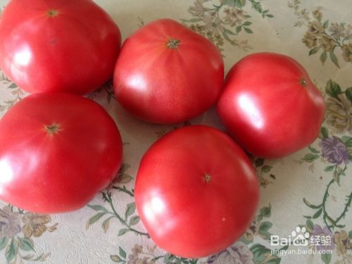 养生蔬菜西红柿怎样选择熟透的来吃