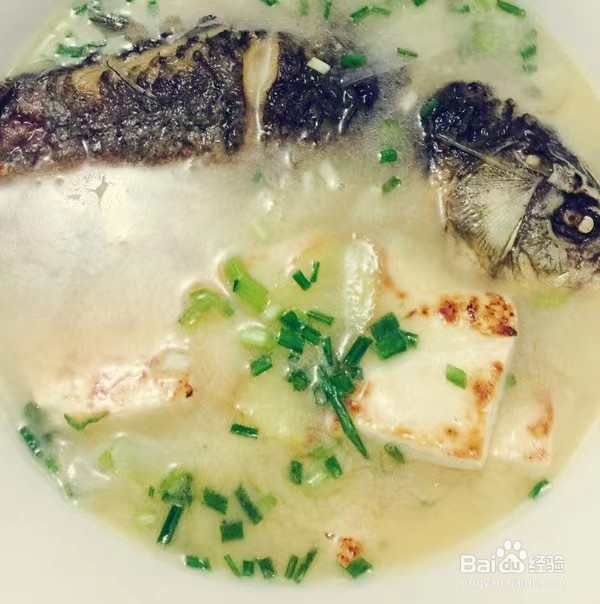 鲫鱼豆腐汤