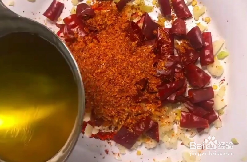 怎样炒好吃的辣味莲藕?